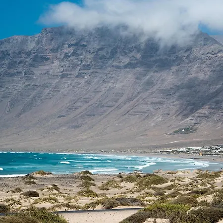 Views I By Escape Apartment Famara